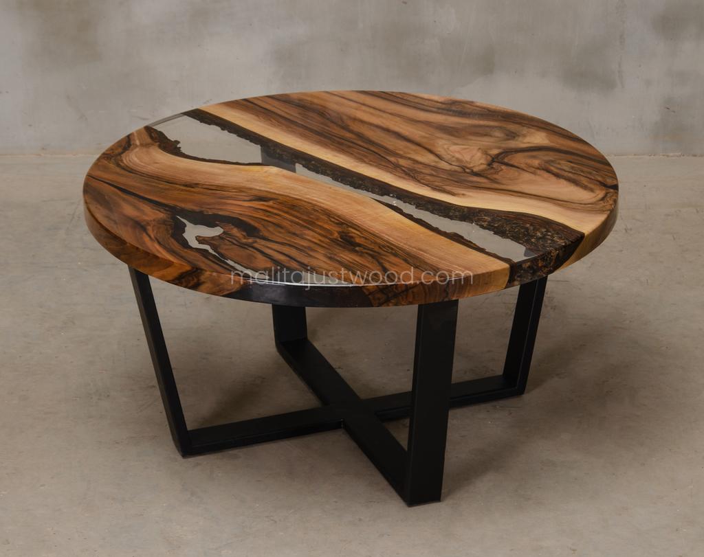 walnut coffee table Egregius with epoxy resin